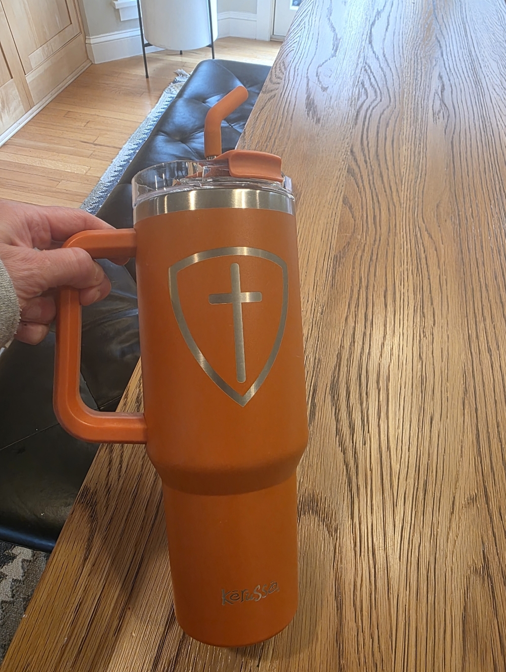 Kerusso 40 oz Stainless Steel Mug with Straw Cross Shield